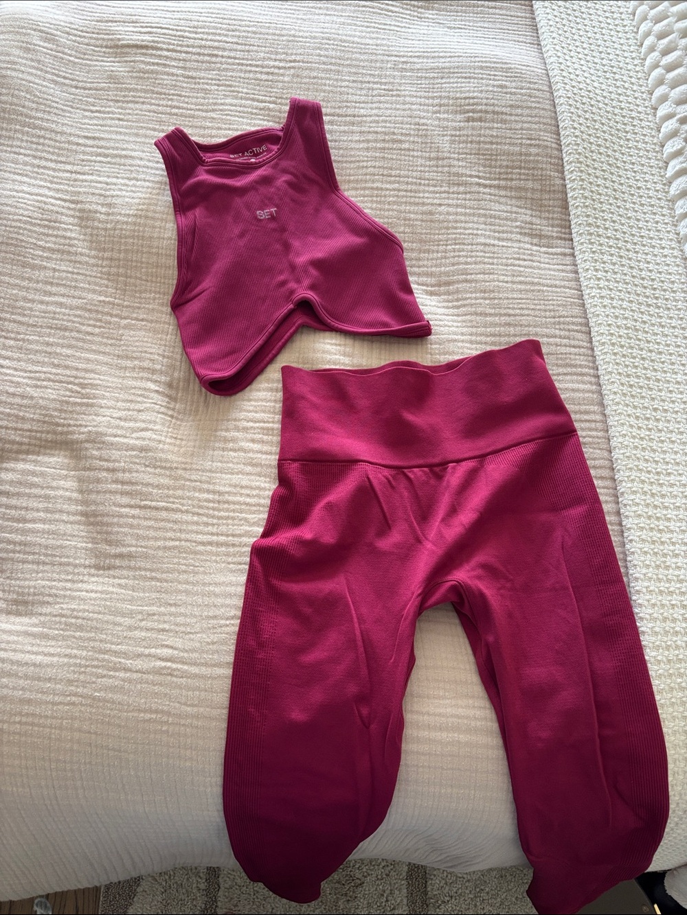 Set Active Maroon High Neck Sports Bra and Leggings